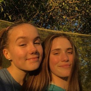 Meet your Posher, Bella